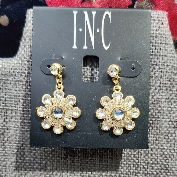 INC International Concepts Jewelry - INC International Concepts Gold Floral Dangle Earrings